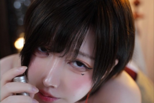 熊孩子过河全靠熊妈妈一趟趟接送，解析经典作品与创作背后的故事